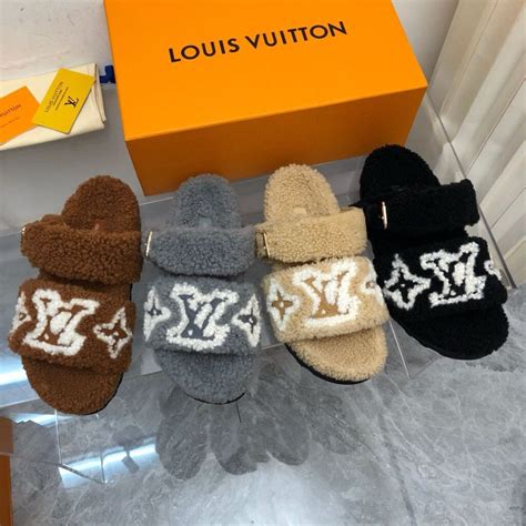 ciabatte louis vuitton|louis vuitton italiano.